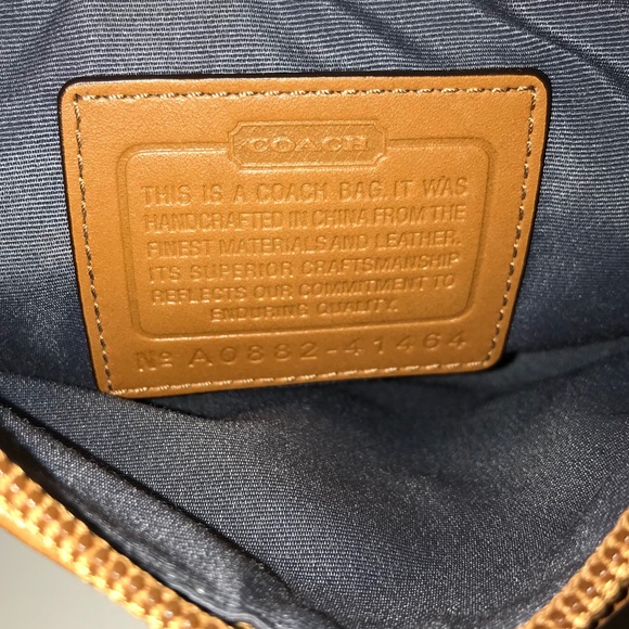 Authentic Blue Coach Crossbody Bag - Picture 3 of 3